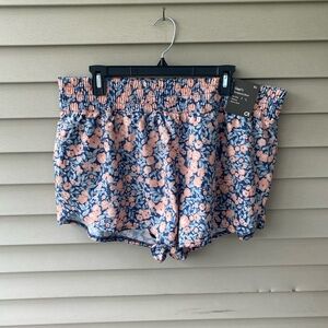 BNWT GAP Women's Floral Athletic Shorts - Blue and Pink